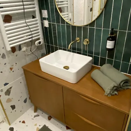 Апартаменты La Halte Des Arenes De Emeraude, Havre De Paix En *